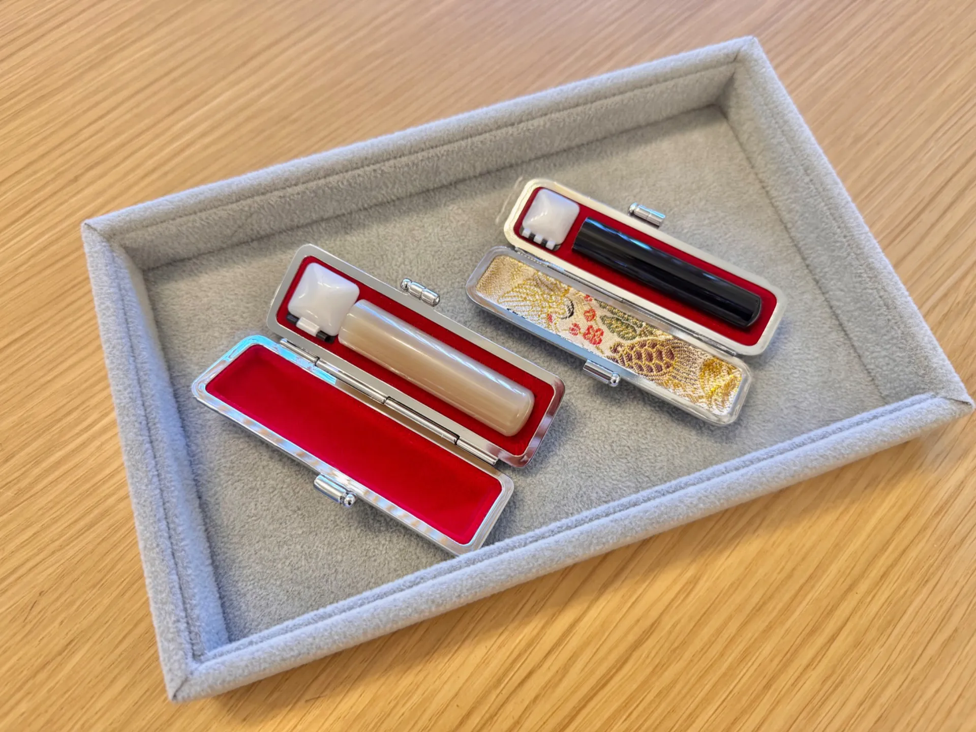 個人印鑑【実印:白水牛・銀行印:黒水牛】